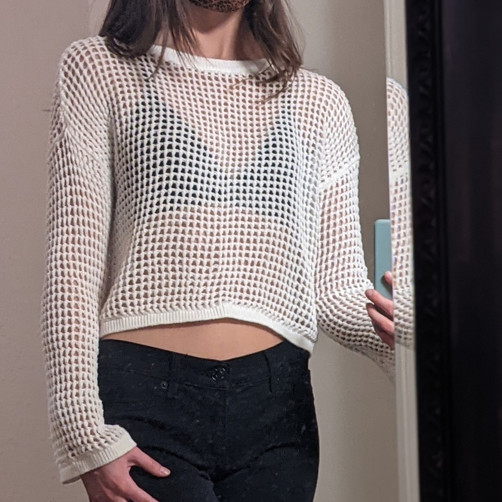 Sweater - Picture 5 of 6